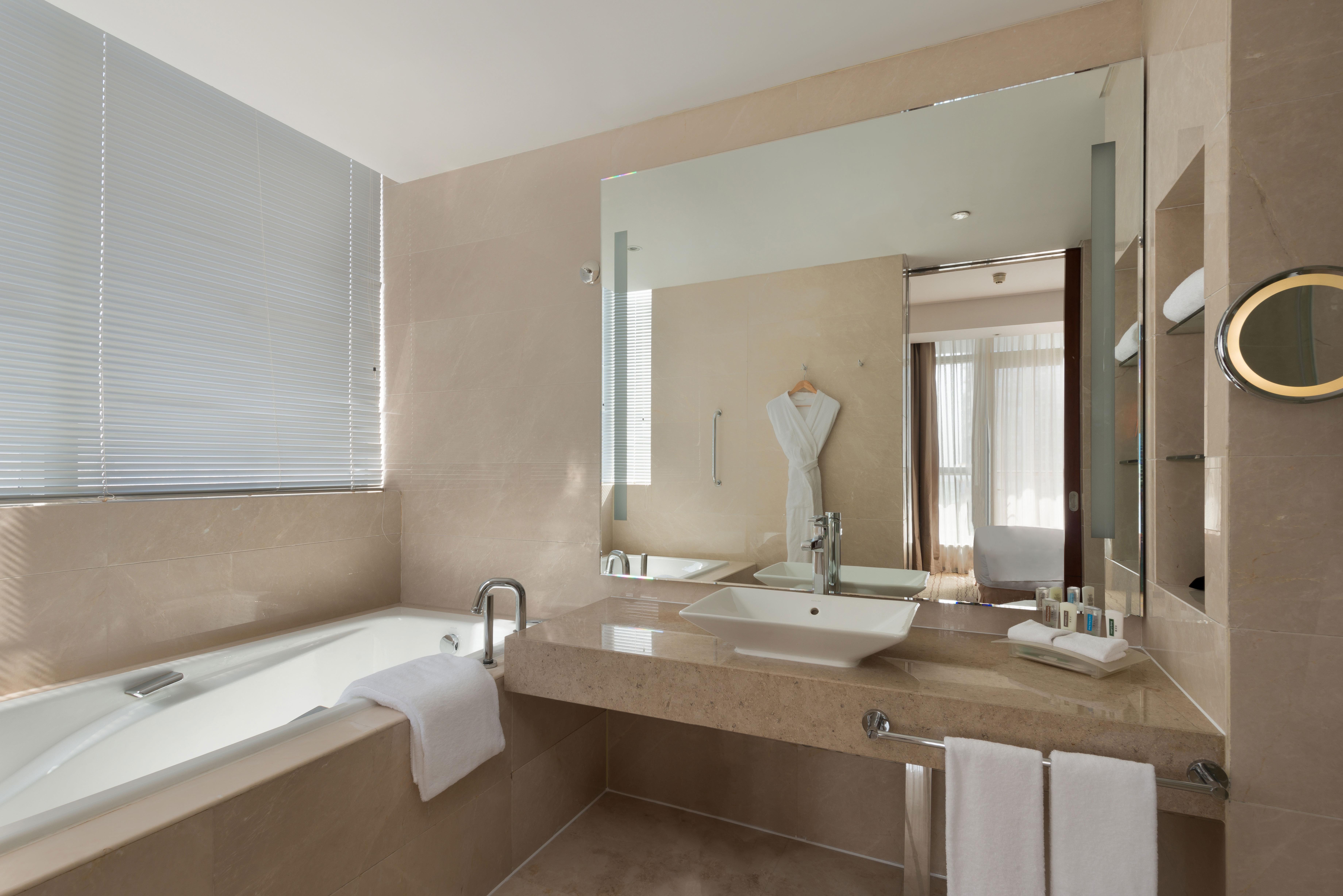 Holiday Inn Taicang City Centre By Ihg Esterno foto